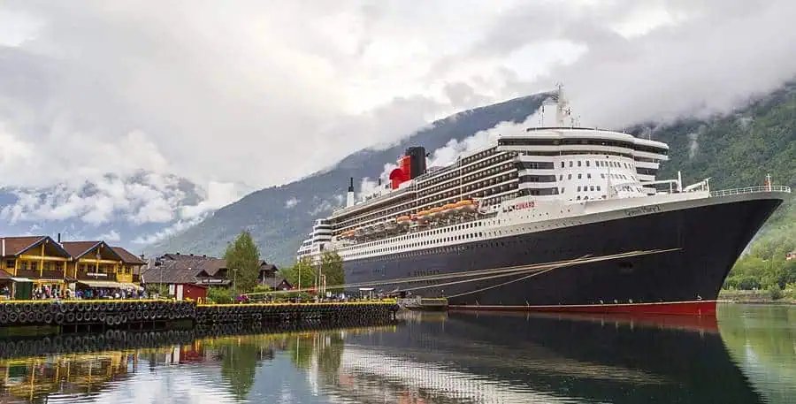 Flåm cruise port