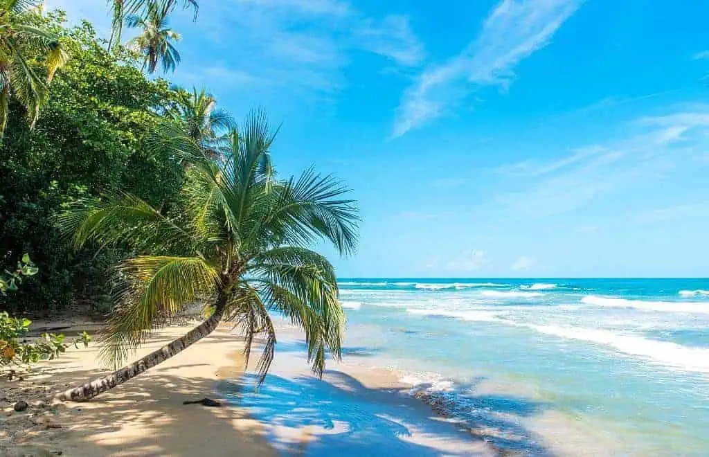 Puerto Limon - Playa Bonita