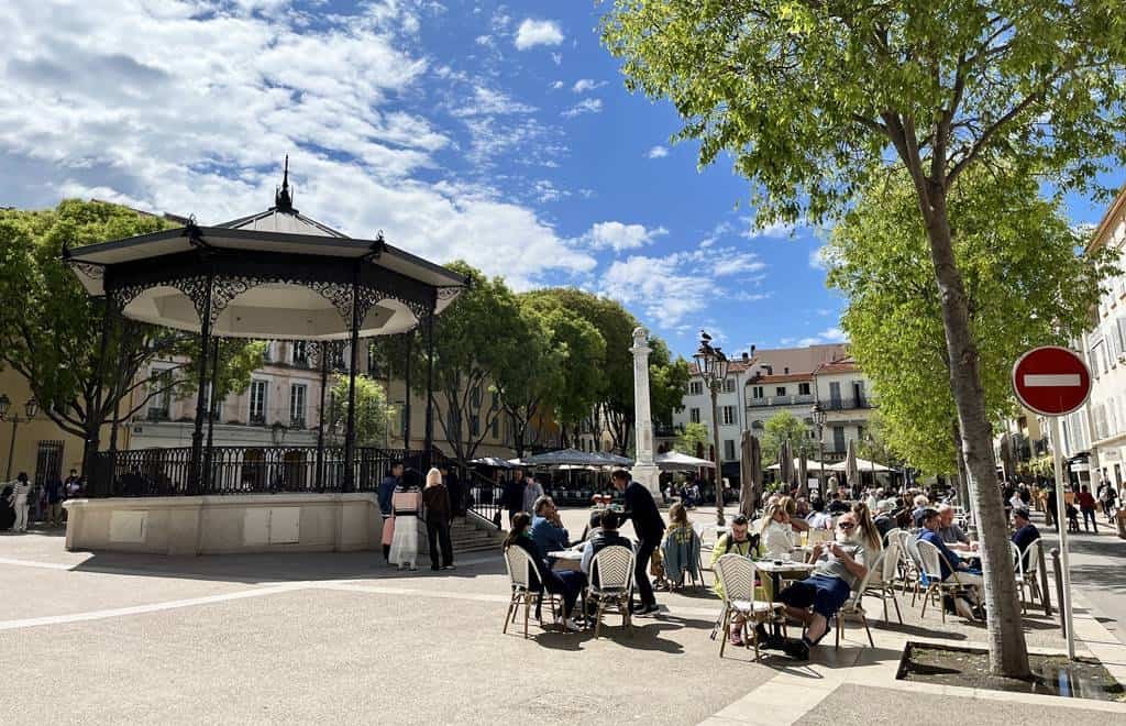 Place Nationale Antibes